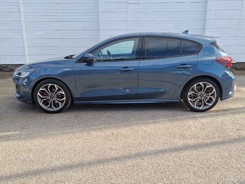 Used Ford Focus 2023 for sale - 77911842: Photo 4