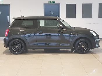 Used MINI Hatch 2022 for sale - 77797647: Photo