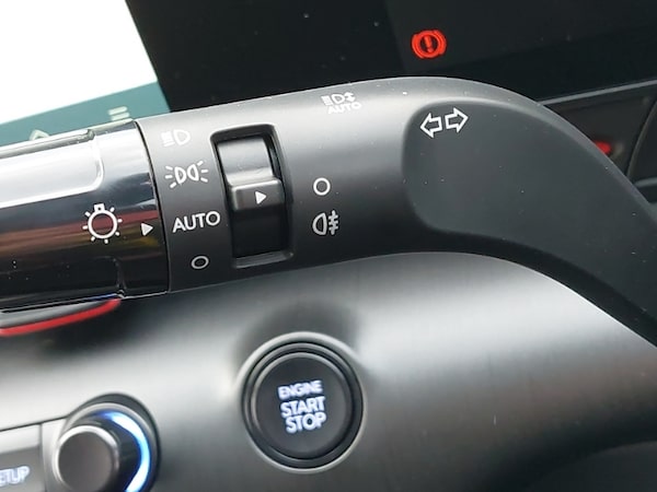 Used Hyundai KONA 2025 for sale - 76325110: Photo 12