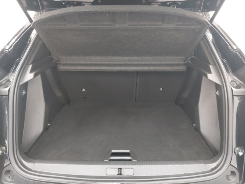 Used Peugeot 2008 2023 for sale - 77923644: Photo 8