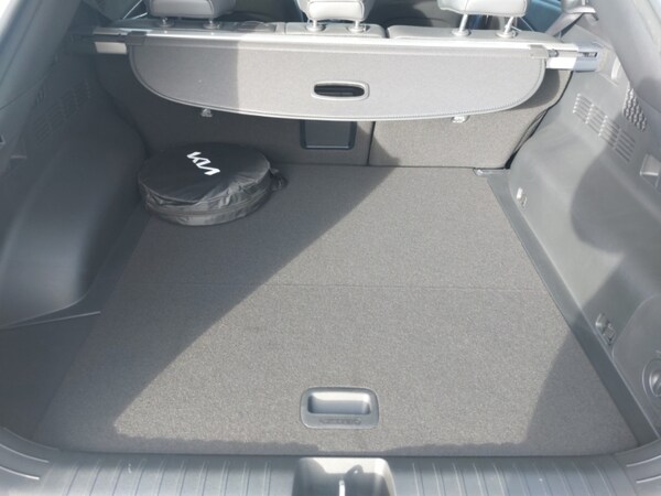 Used Kia EV6 2024 for sale - 76325308: Photo 8