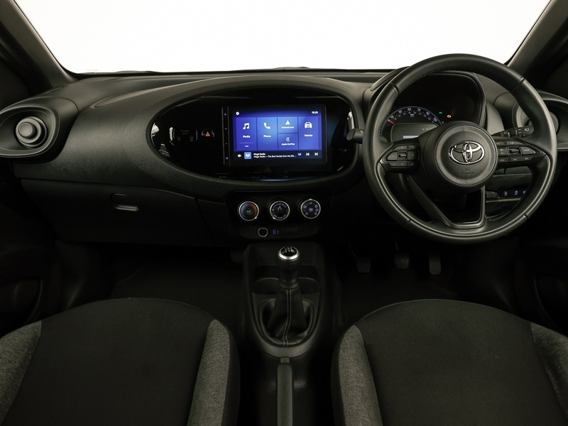 Used Toyota Aygo X 2024 for sale - 78179297: Photo 2