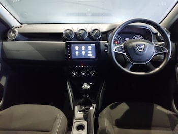 Used Dacia Duster 2022 for sale - 76471823: Photo