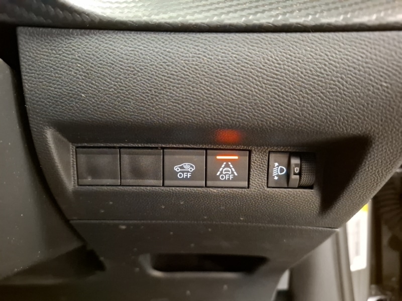 Used Peugeot 2008 2022 for sale - 77979289: Photo 10