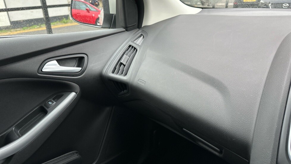Used Ford Focus 2016 for sale - 76168831: Photo 31