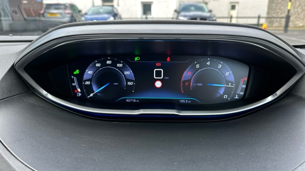 Used Peugeot 3008 2017 for sale - 75921920: Photo 13