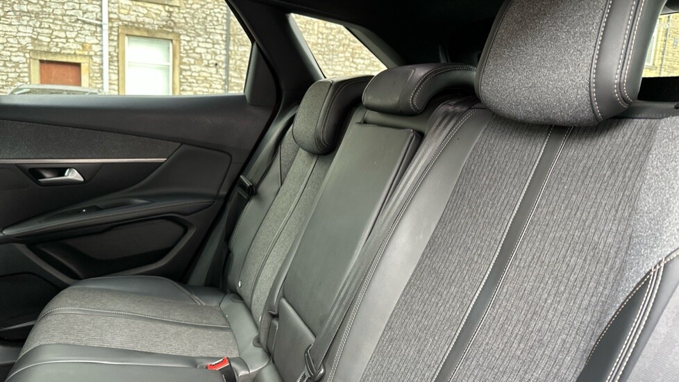 Used Peugeot 3008 2017 for sale - 75921920: Photo 14