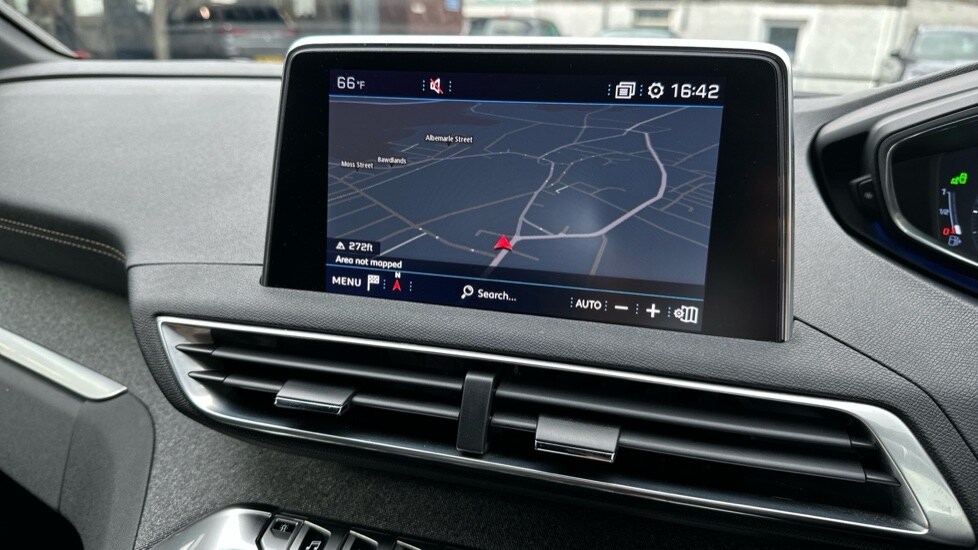 Used Peugeot 3008 2017 for sale - 75921920: Photo 25