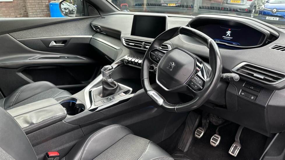 Used Peugeot 3008 2017 for sale - 75921920: Photo 9