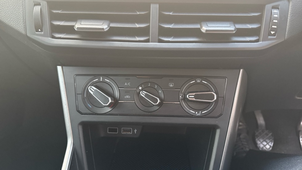 Used Volkswagen Polo 2018 for sale - 77031268: Photo 30