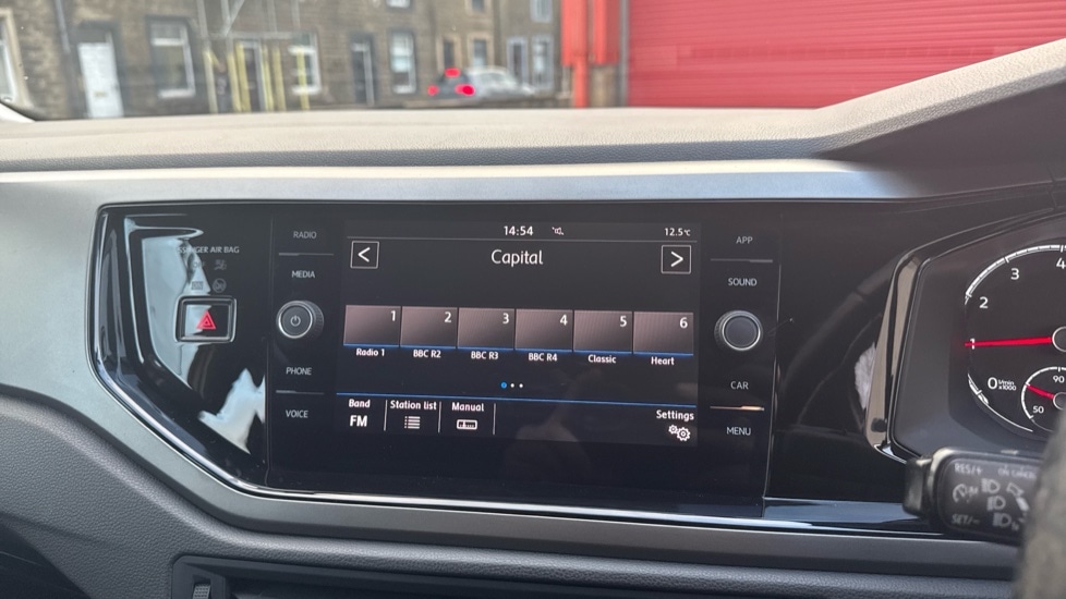 Used Volkswagen Polo 2018 for sale - 77031268: Photo 31