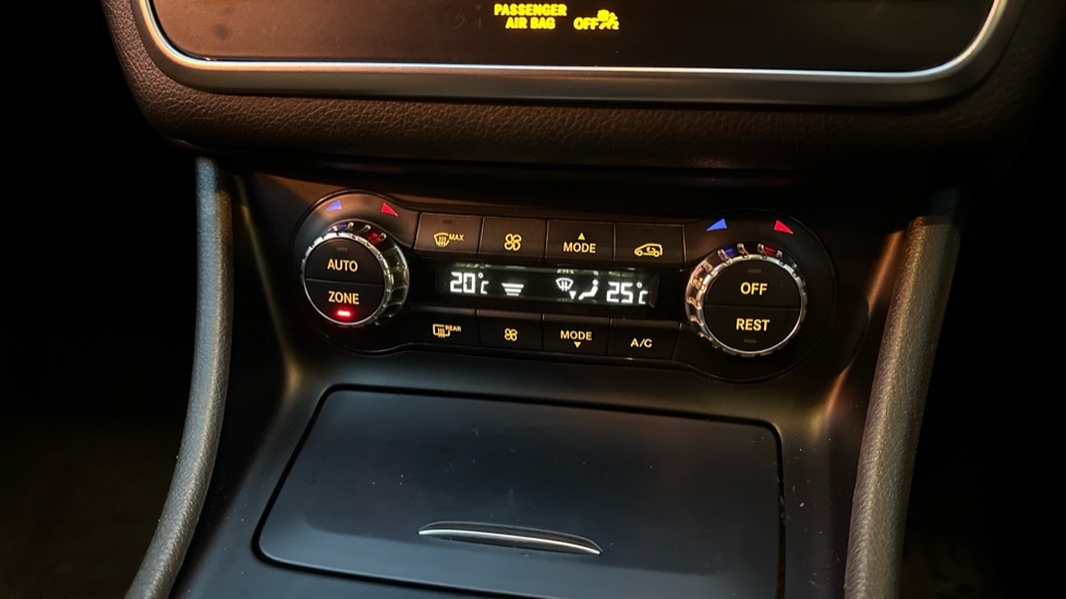 Used Mercedes-Benz GLA 2016 for sale - 76873619: Photo 30