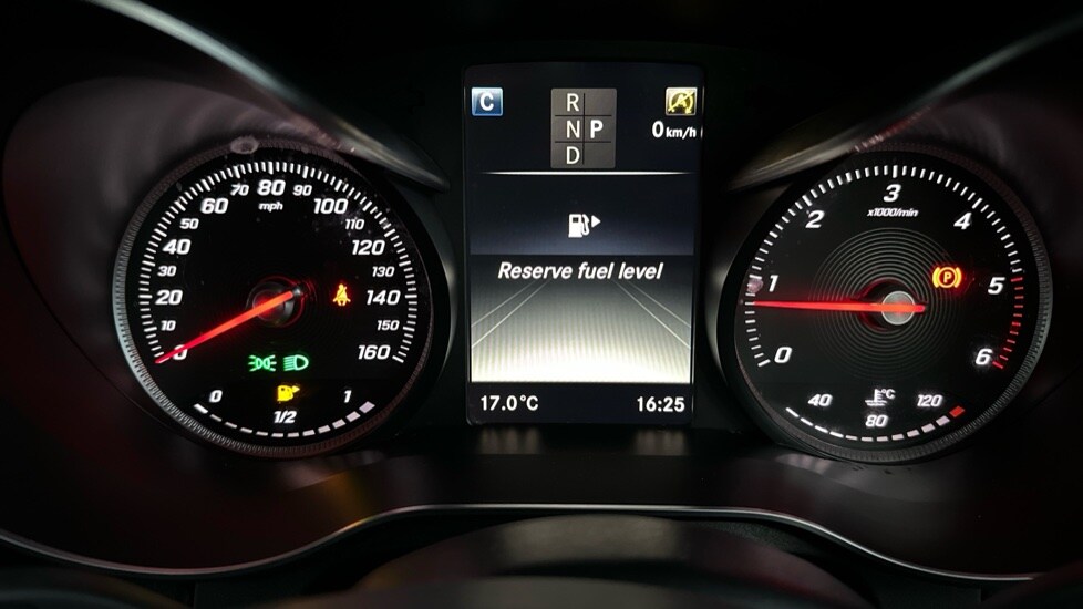 Used Mercedes-Benz GLC 2018 for sale - 76552529: Photo 13