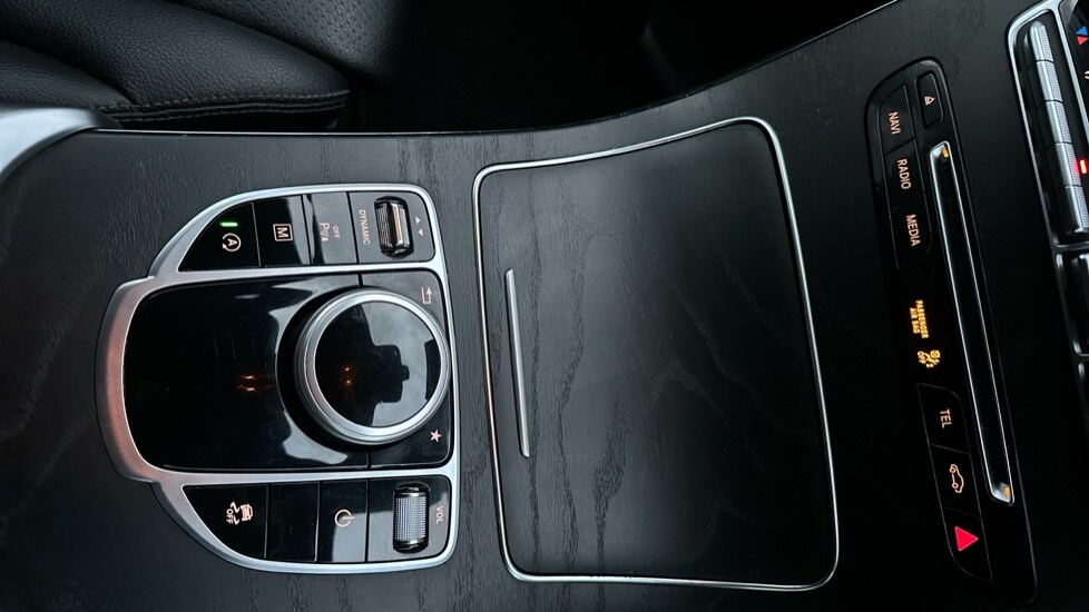 Used Mercedes-Benz GLC 2018 for sale - 76552529: Photo 28