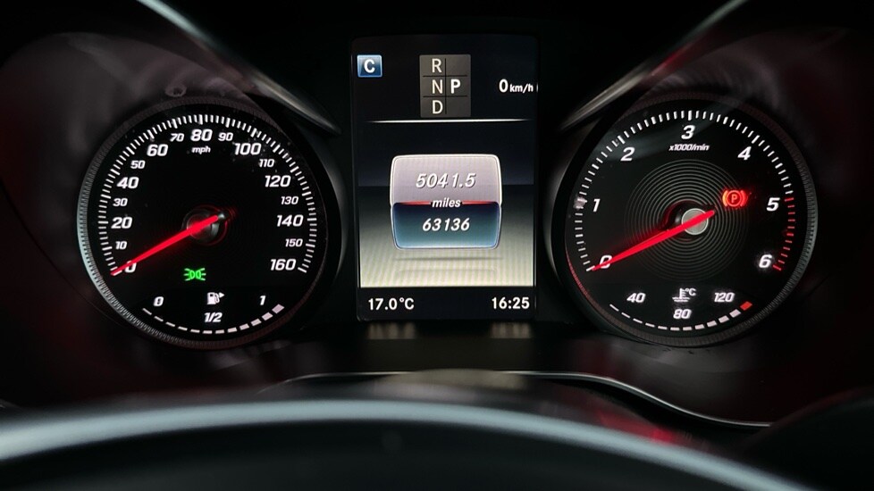 Used Mercedes-Benz GLC 2018 for sale - 76552529: Photo 39