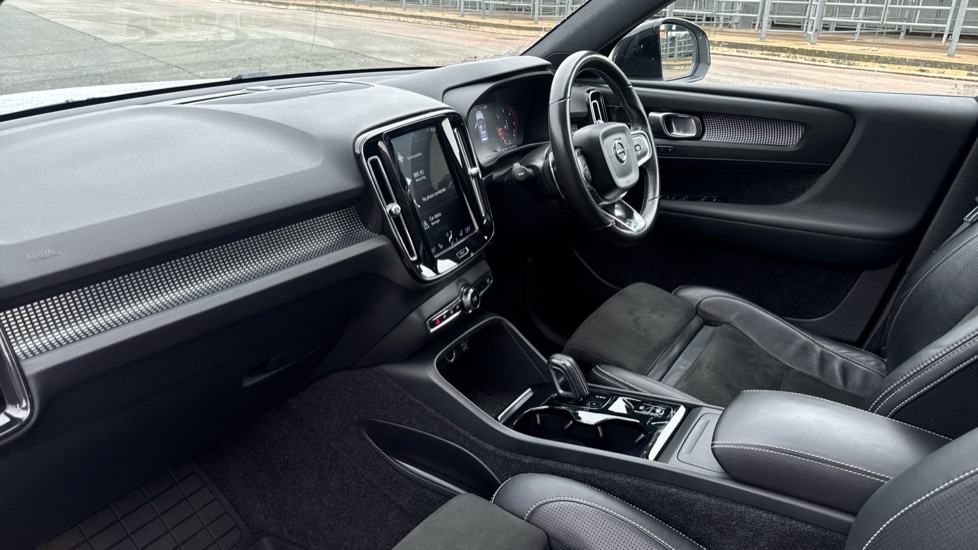 Used Volvo XC40 2018 for sale - 76841996: Photo 10