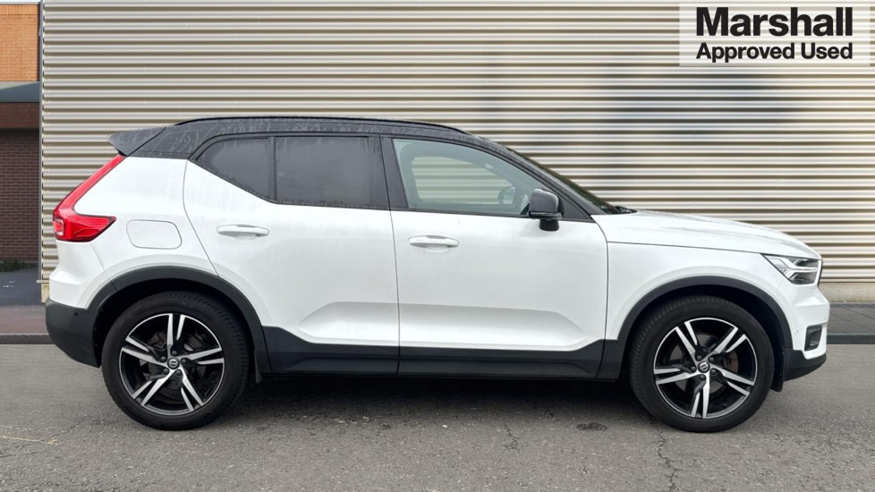 Used Volvo XC40 2018 for sale - 76841996: Photo 2