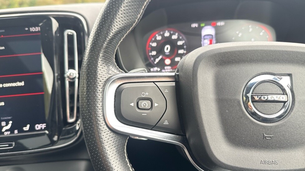 Used Volvo XC40 2018 for sale - 76841996: Photo 24