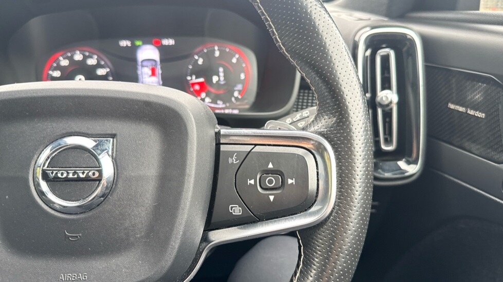 Used Volvo XC40 2018 for sale - 76841996: Photo 25