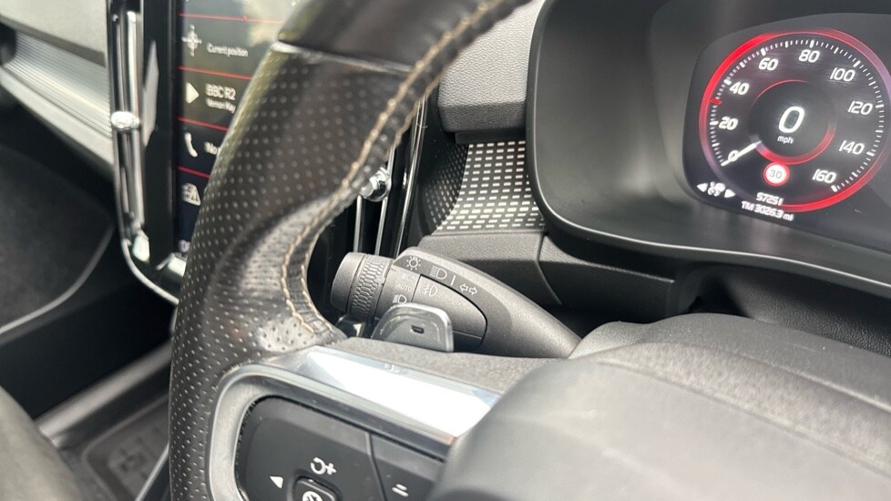 Used Volvo XC40 2018 for sale - 76841996: Photo 27