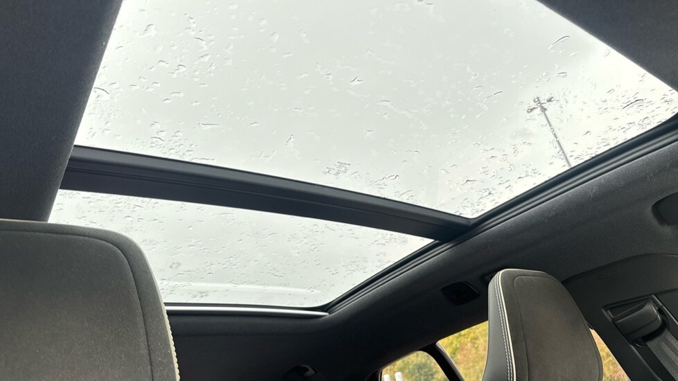 Used Volvo XC40 2018 for sale - 76841996: Photo 32