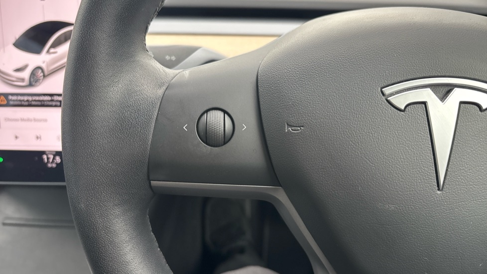 Used Tesla Model 3 2019 for sale - 76297427: Photo 21