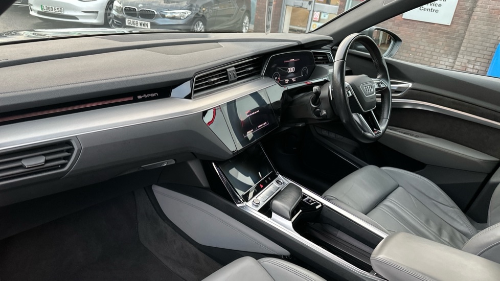 Used Audi e-tron 2021 for sale - 76415230: Photo 10