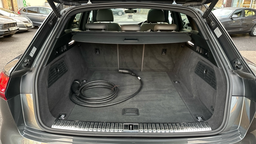 Used Audi e-tron 2021 for sale - 76415230: Photo 15