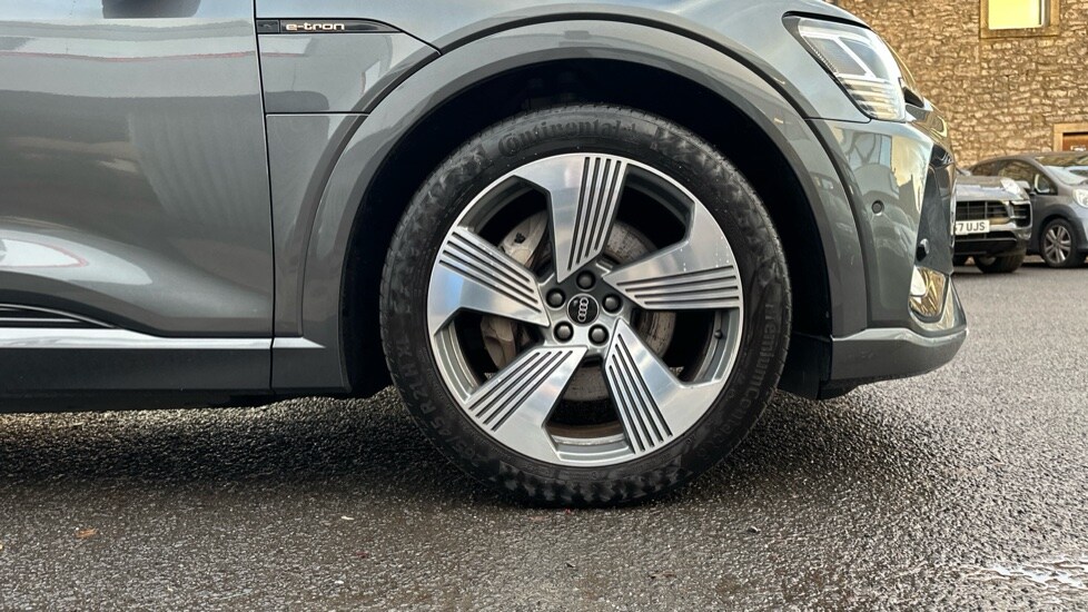 Used Audi e-tron 2021 for sale - 76415230: Photo 20