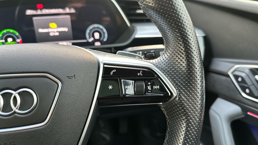Used Audi e-tron 2021 for sale - 76415230: Photo 23