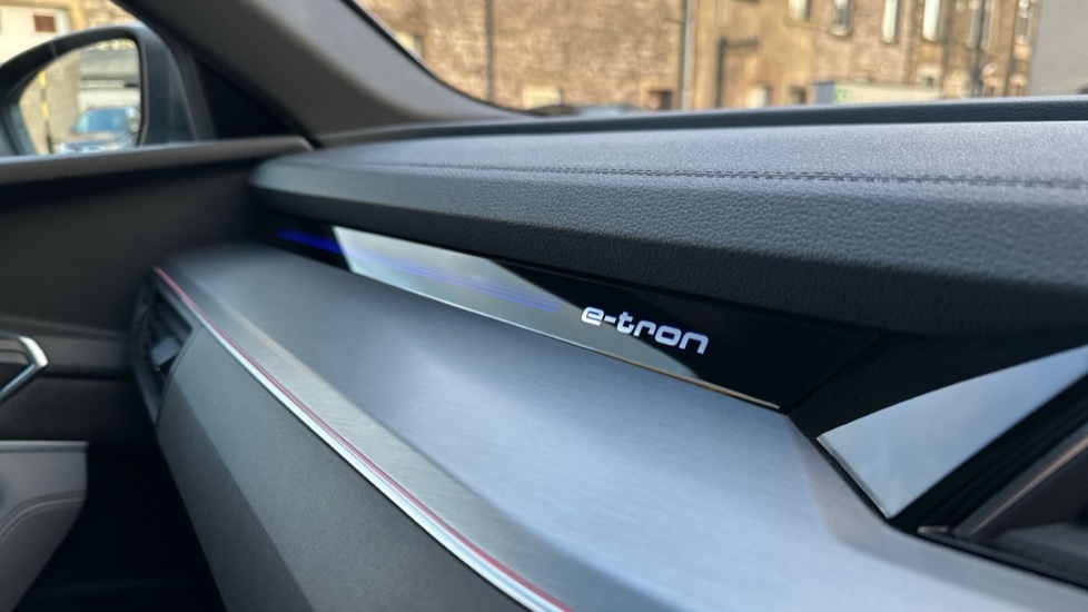 Used Audi e-tron 2021 for sale - 76415230: Photo 38