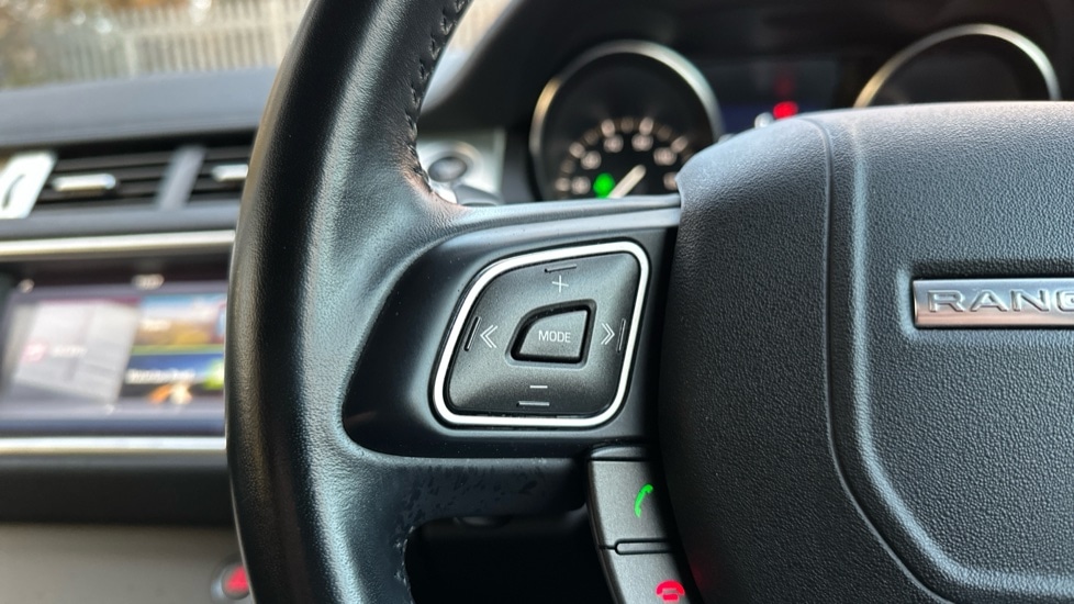 Used Land Rover Range Rover Evoque 2018 for sale - 76907911: Photo 22