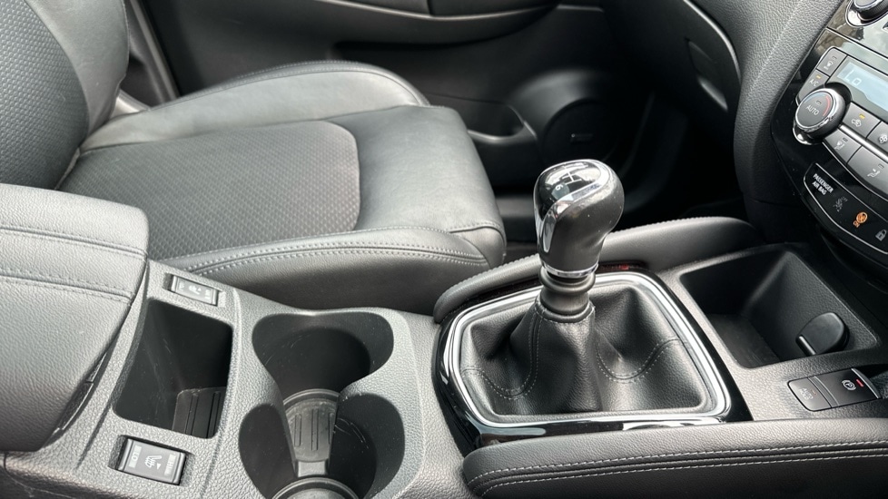 Used Nissan Qashqai 2018 for sale - 76593624: Photo 25