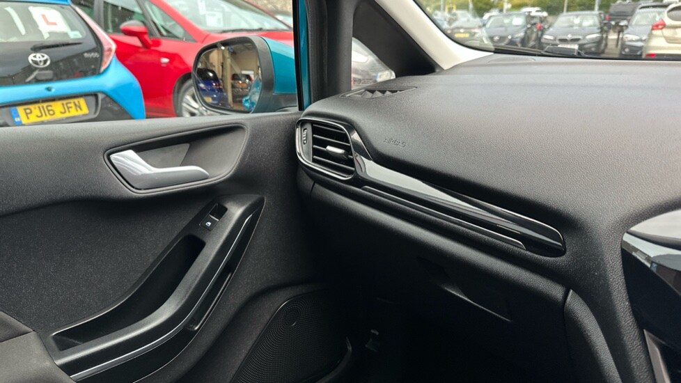 Used Ford Fiesta 2018 for sale - 76146096: Photo 30