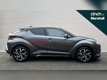 Used Toyota C-HR 2018 for sale - 76321869: Photo