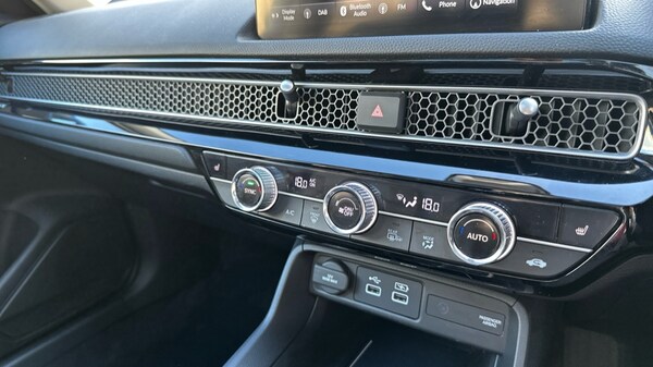 Used Honda Civic 2023 for sale - 76067082: Photo 30