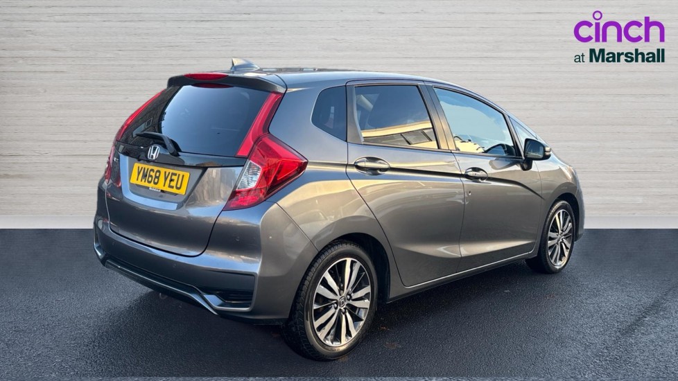 Used Honda Jazz 2018 for sale - 76493928: Photo 3