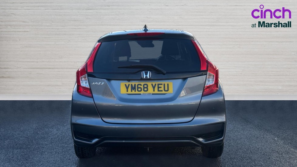 Used Honda Jazz 2018 for sale - 76493928: Photo 4