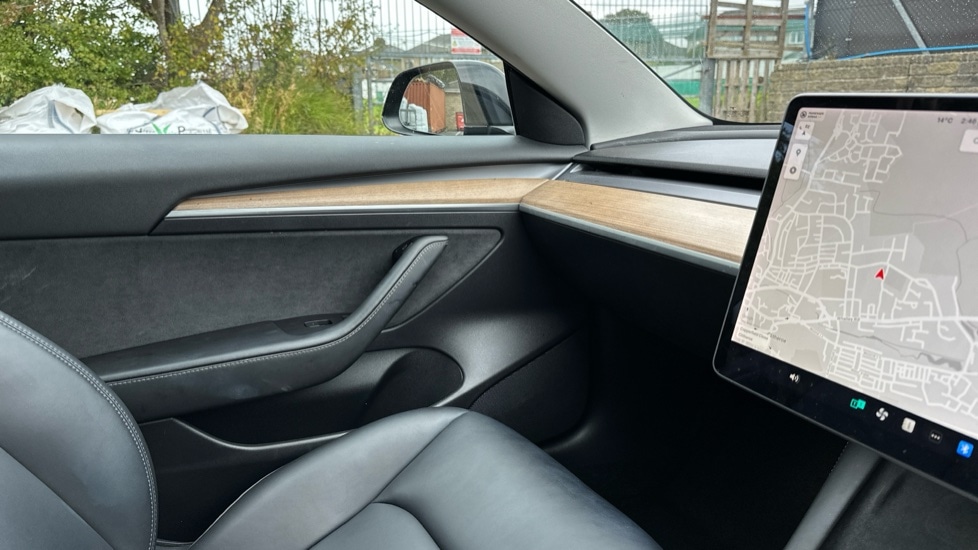 Used Tesla Model 3 2021 for sale - 76630104: Photo 25