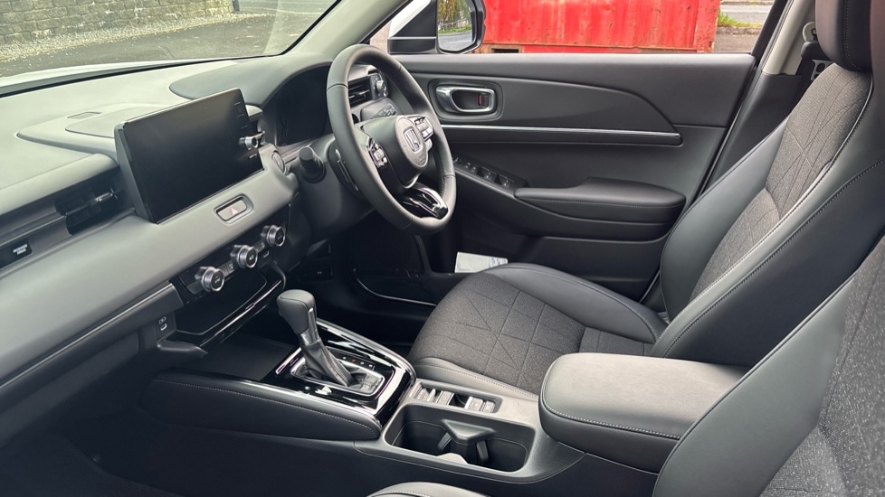 Used Honda HR-V 2025 for sale - 76161554: Photo 2