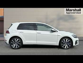 Used Volkswagen Golf 2018 for sale - 74857794: Photo