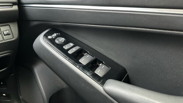 Used Honda HR-V 2023 for sale - 76116915: Photo 27