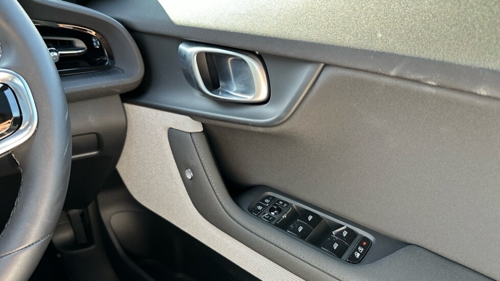 Used Polestar Polestar 2 2024 for sale - 76635772: Photo 27