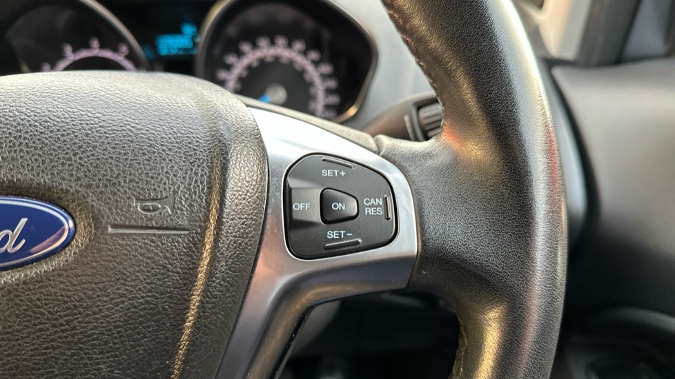 Used Ford Ecosport 2017 for sale - 76717345: Photo 21