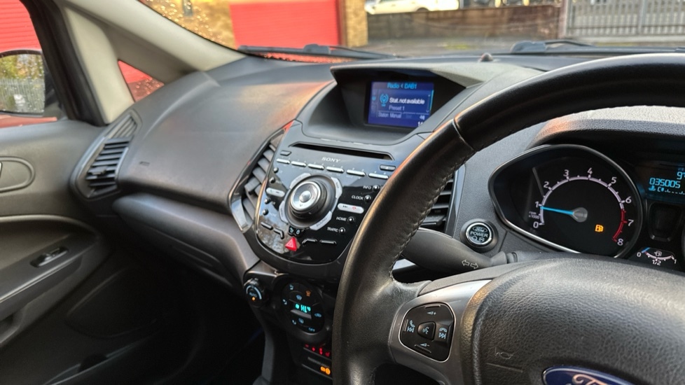 Used Ford Ecosport 2017 for sale - 76717345: Photo 24