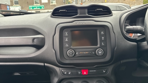 Used Jeep Renegade 2017 for sale - 76289790: Photo 12