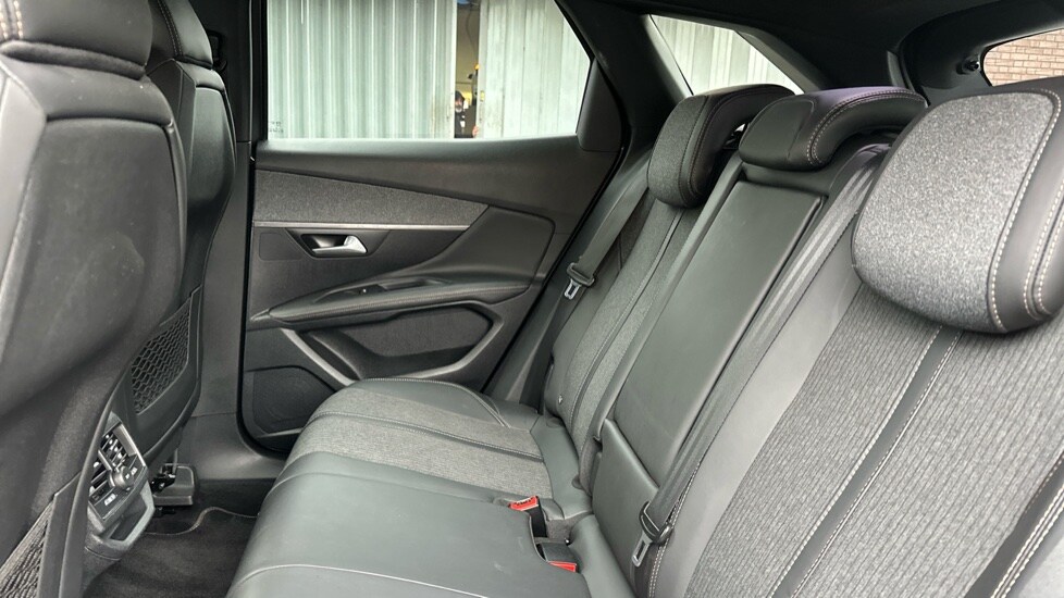 Used Peugeot 3008 2017 for sale - 76393616: Photo 14