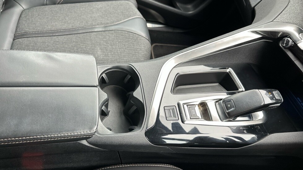 Used Peugeot 3008 2017 for sale - 76393616: Photo 29