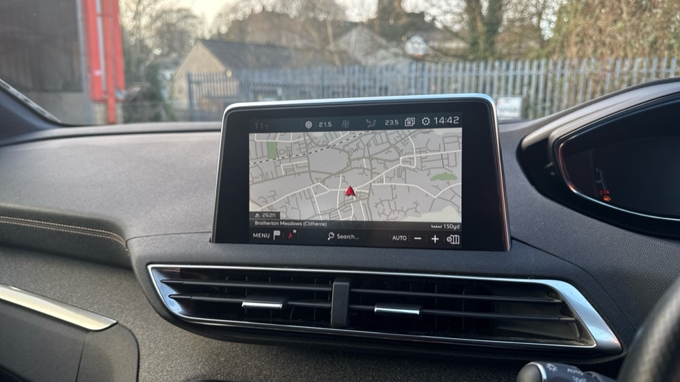 Used Peugeot 3008 2020 for sale - 76907913: Photo 24