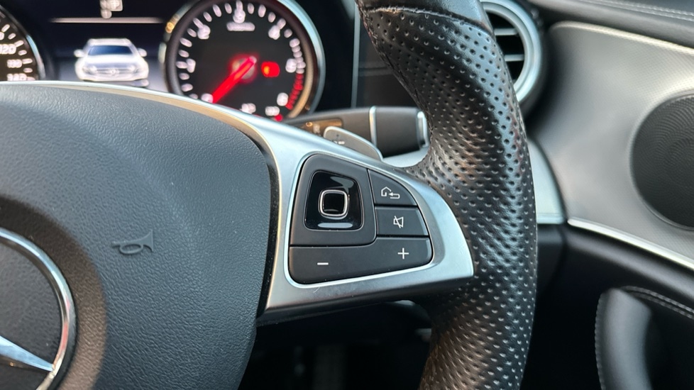 Used Mercedes-Benz E Class 2018 for sale - 76254959: Photo 22